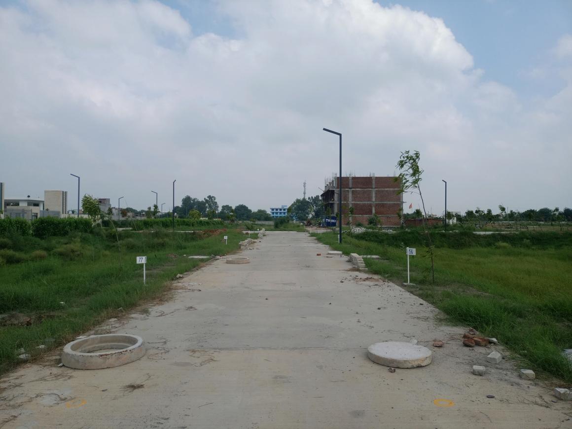 Premium Plot for Sale in BPTP Parkland Sector 85 Faridabad – E Block