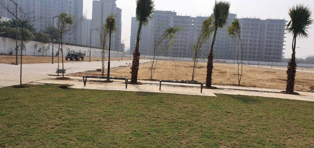 BPTP Resort Plots for Sale in Sector 75 Faridabad | 250 Sq Yds Residential Plot