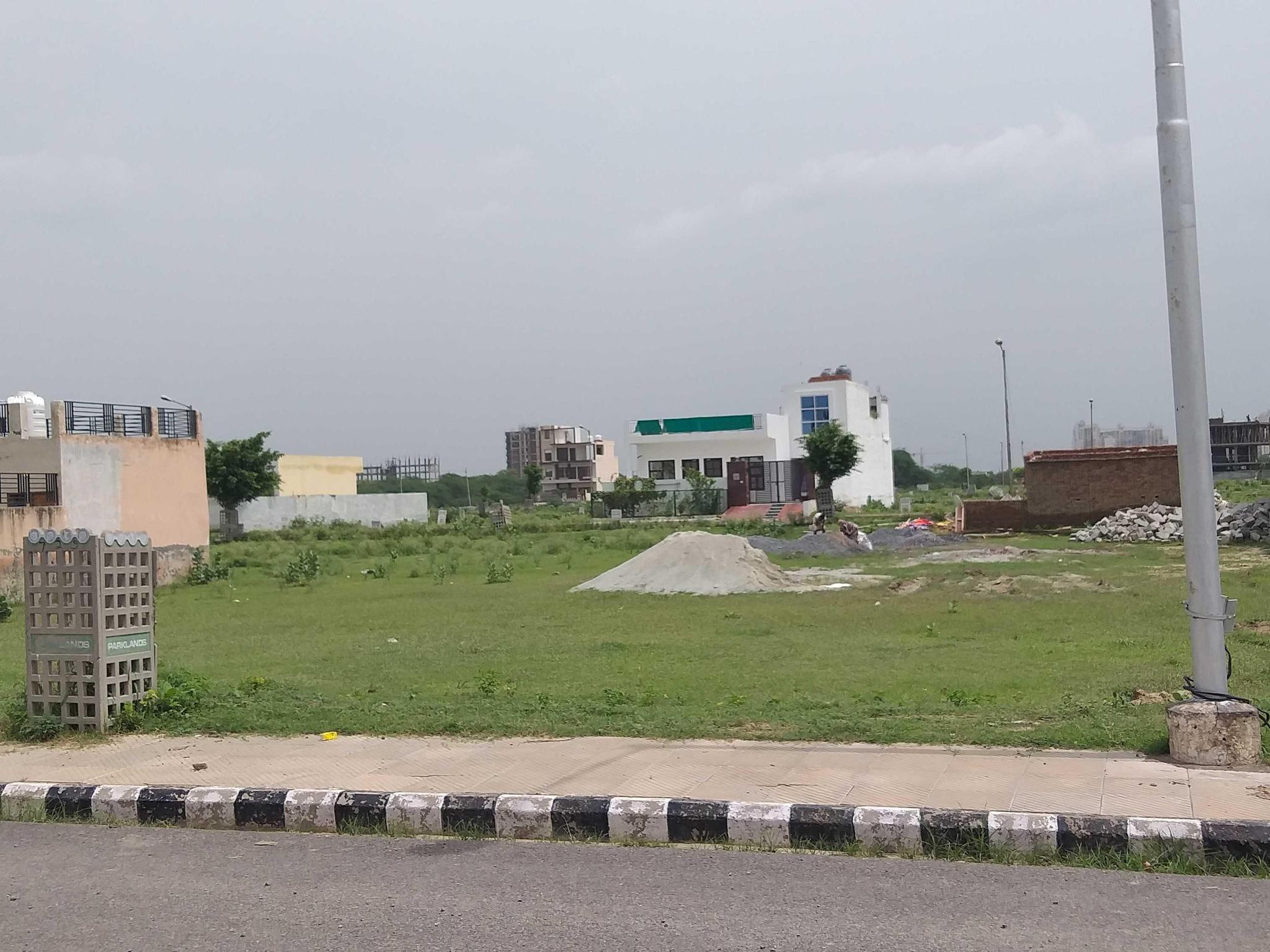 Residential Plot for Sale in BPTP Parklands Sector 89 Faridabad | 250 Sq Yds North Facing | ₹4.40 Cr