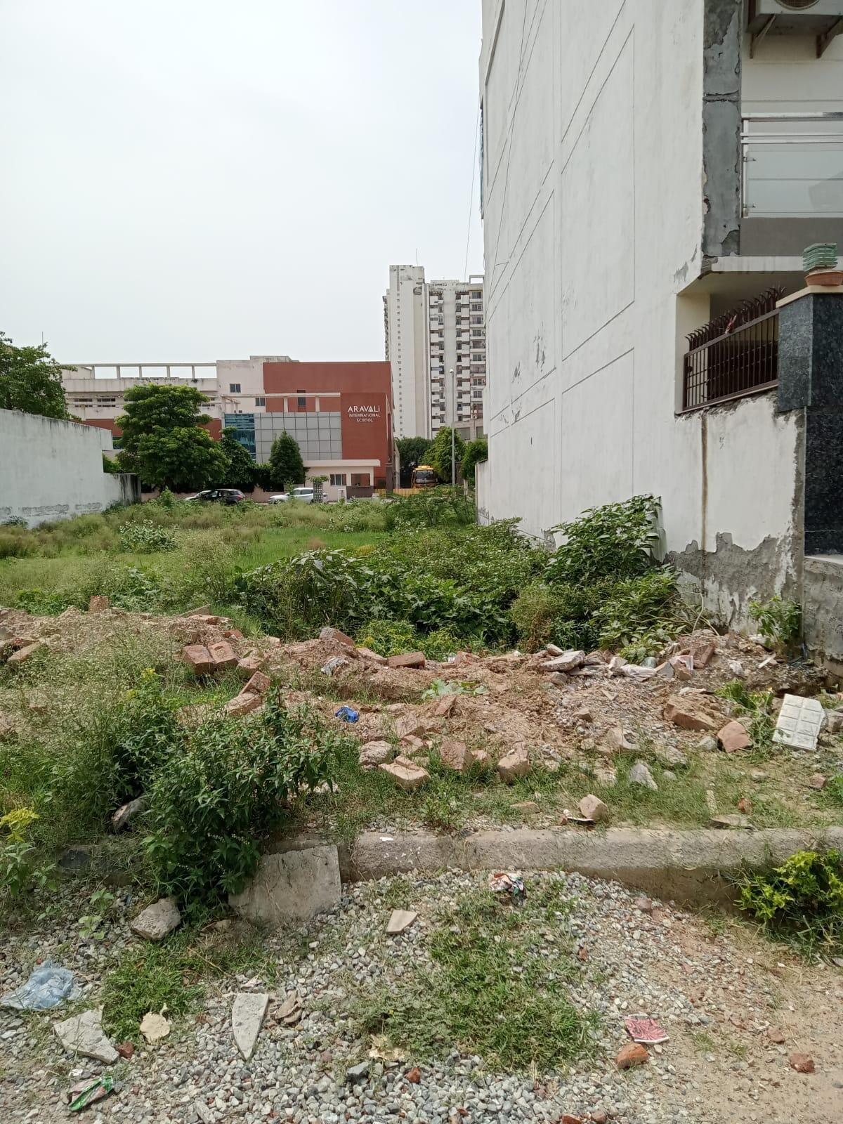 Premium North-Facing HUDA Plot for Sale | Sector 77 Faridabad